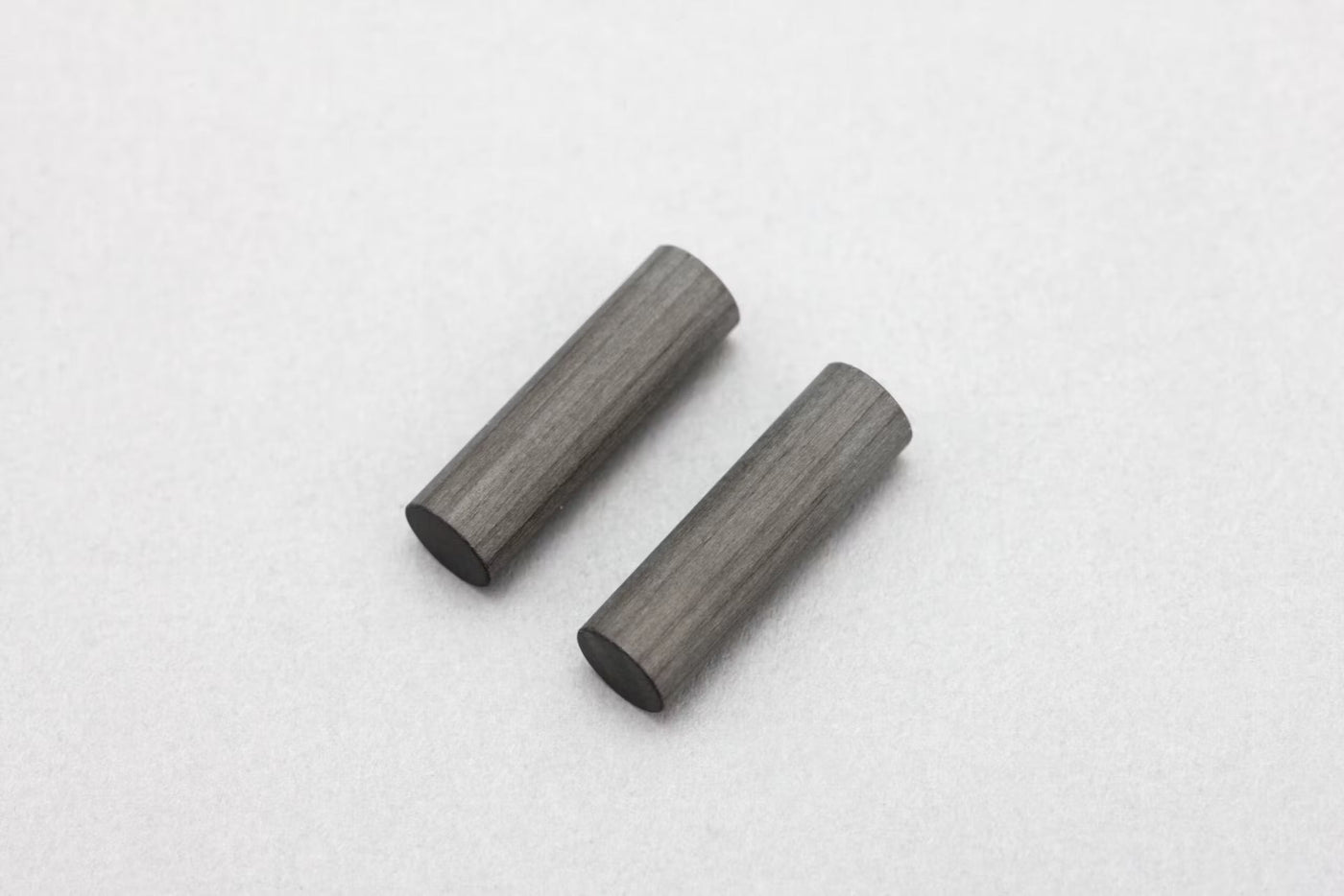Yokomo Graphite Idler Shaft for RD/SD Series - Y2-303IGA